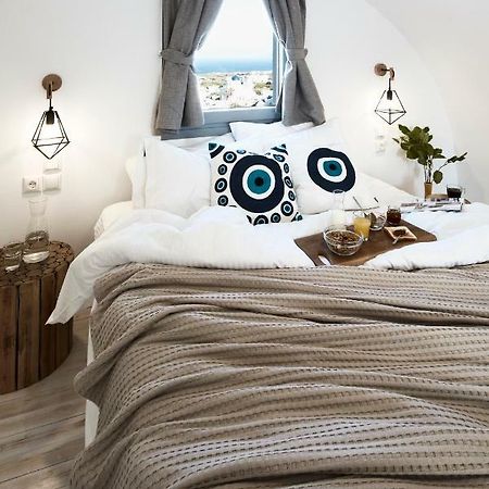 Pnoi Luxury Suites Karterados  Zewnętrze zdjęcie